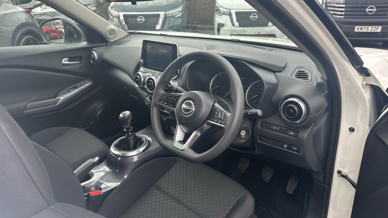 Nissan Juke 1.0 DiG-T 114 Acenta 5dr Petrol Hatchback